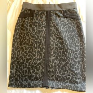 Studio Point leopard print, black skirt